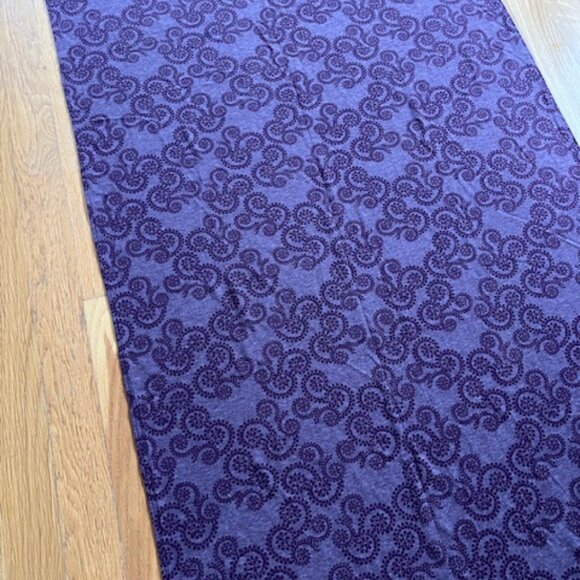 NWT's Woolrich Women's Journey Wrap Scarf DriRelease Blackberry 27" x 80" - Picture 4 of 11